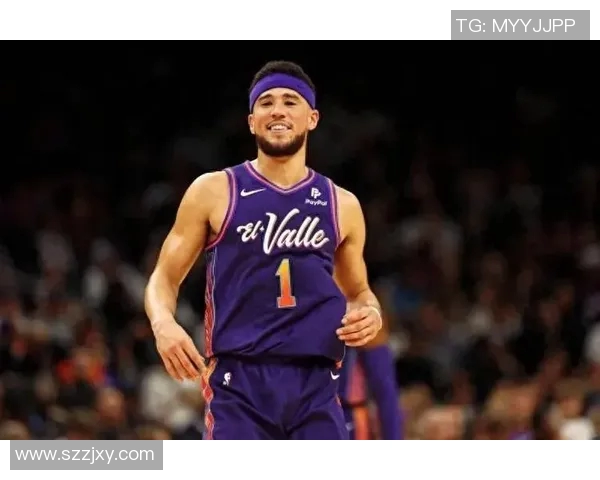 布克在比赛中进攻选择的灵活调整与战术变化分析