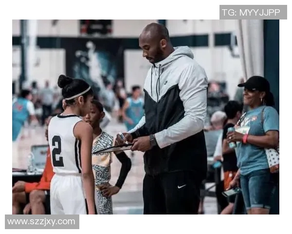 科比开设绘画工作室,展示自己的艺术天赋 科比开设绘画工作室,展示自己的艺术天赋